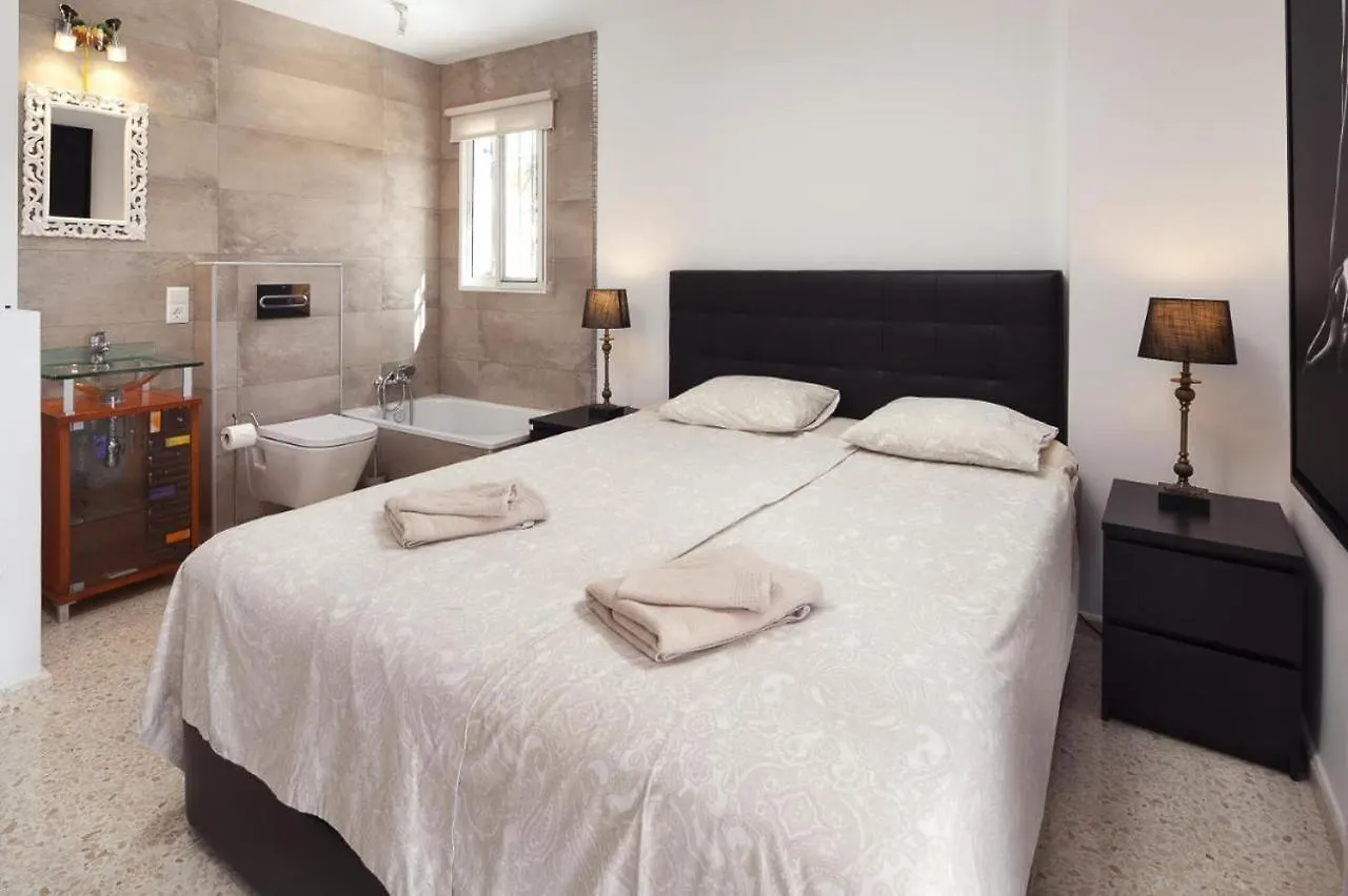 Rabat 8 Oasis Properties Nerja