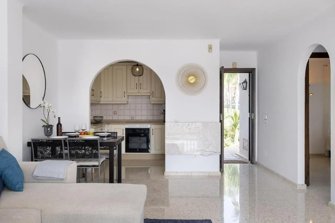 Rabat 8 Oasis Properties Nerja Spain