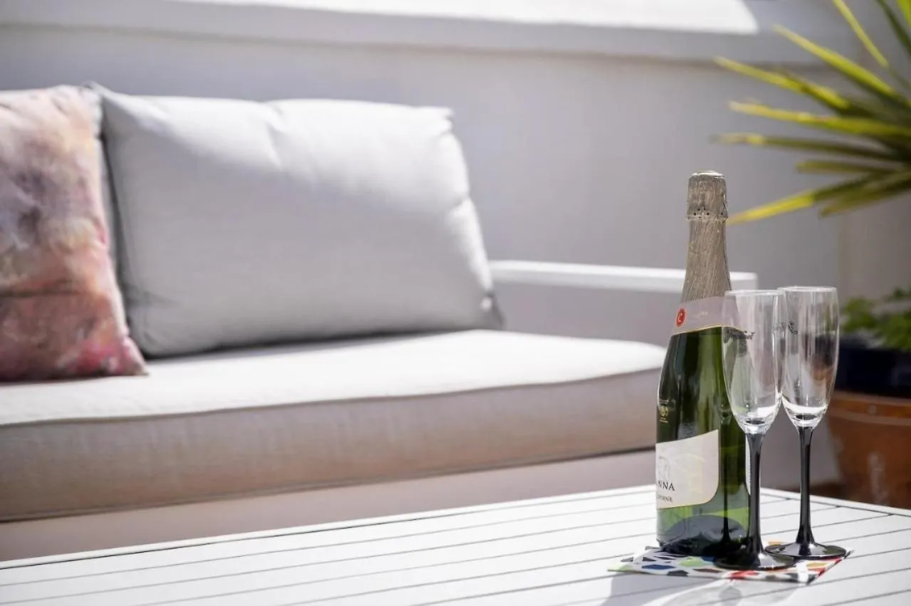 Rabat 8 Oasis Properties Nerja